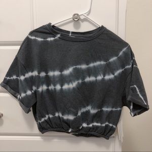 Cinched crop top in blue indigo tie dye 💙